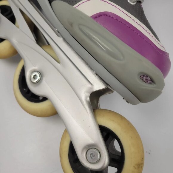 (83037-1) Acro Q-60 Rollerblades - Size 6 - Picture 11 of 16